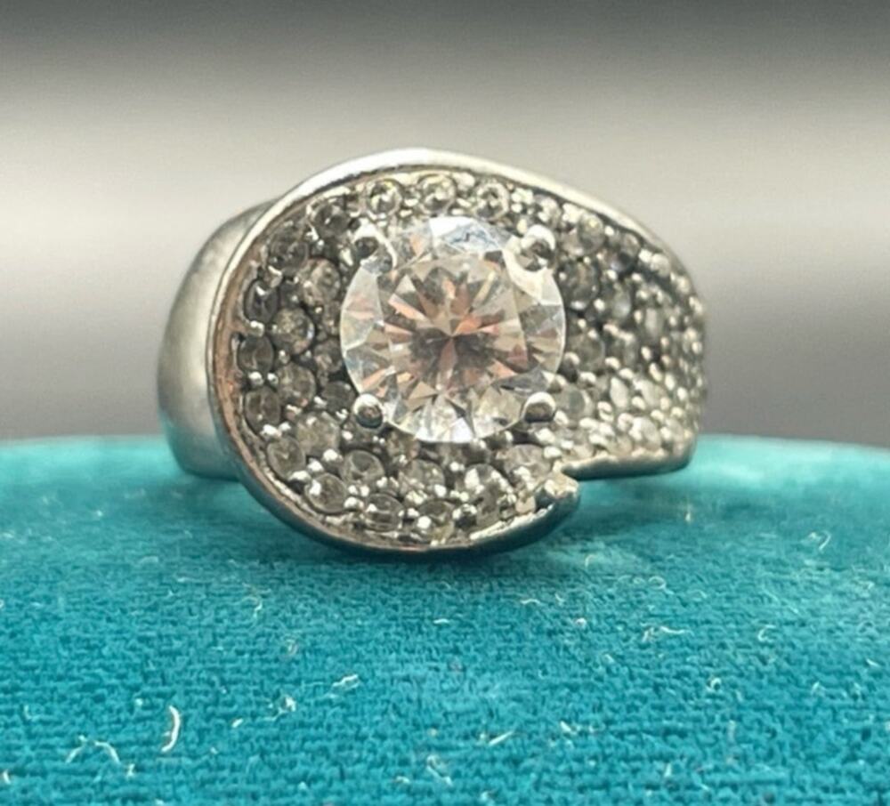 Chunky Sterling Silver Ring Pave CZ Cubic Zirconia Size 5 Band 925 Prong Set 10g